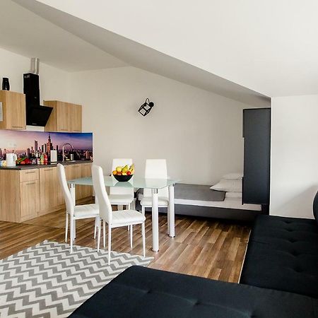 Apartament Warszawa Appartamento Mielec Esterno foto